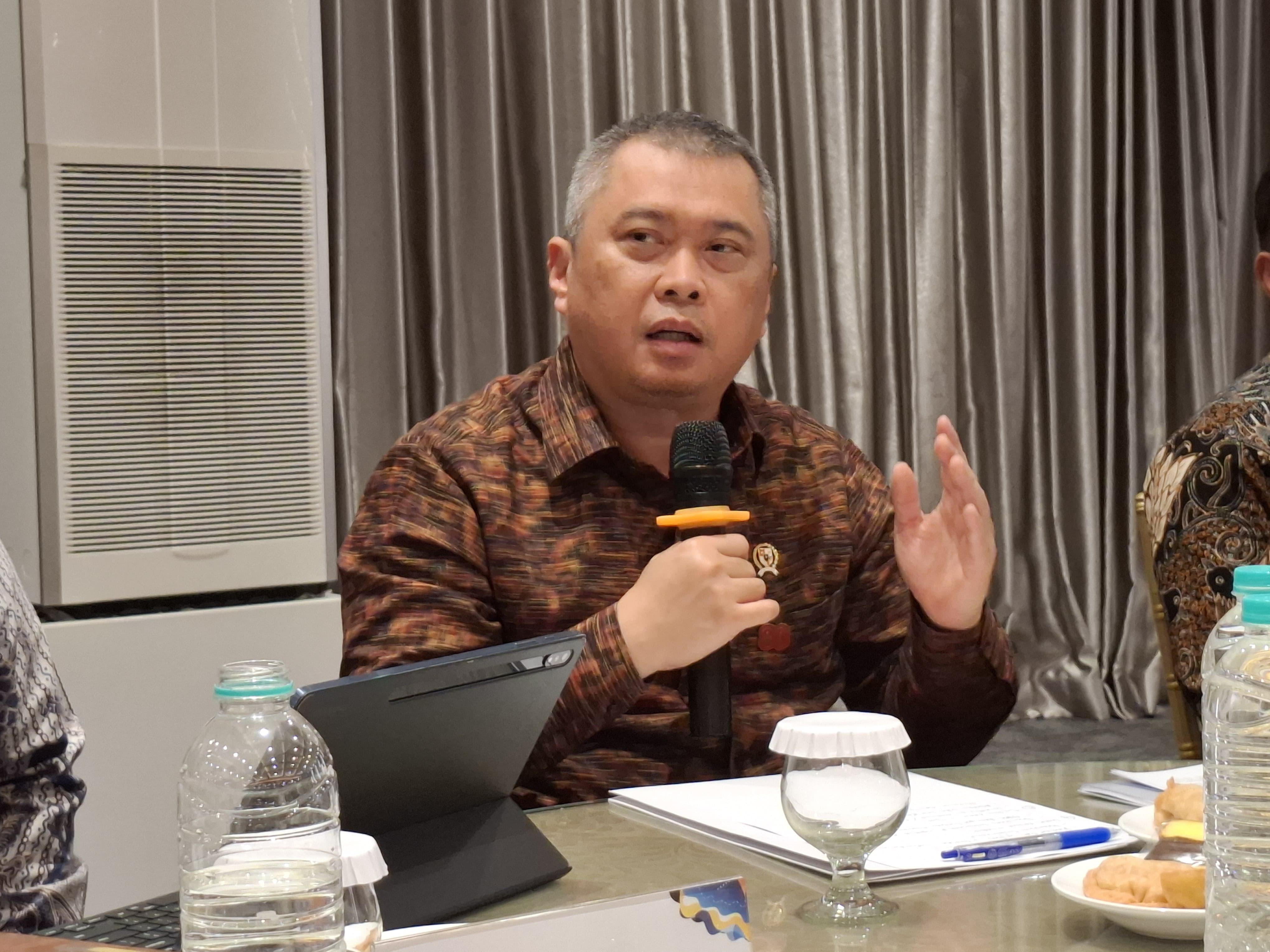 BANDARA-INTERNASIONAL-Menteri-Perhubungan-Menhub-Dudy-Purwagandhi.jpg