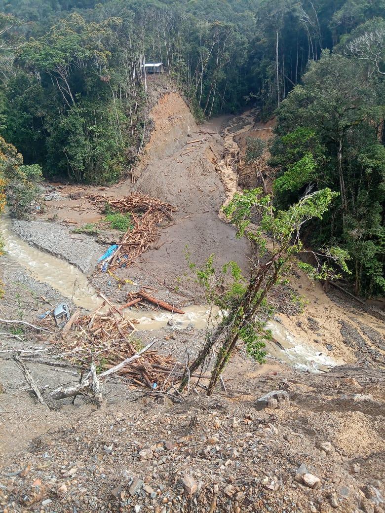 BENCANA-ALAM-DI-PEGUNUNGAN-ARFAK-PAPUA.jpg