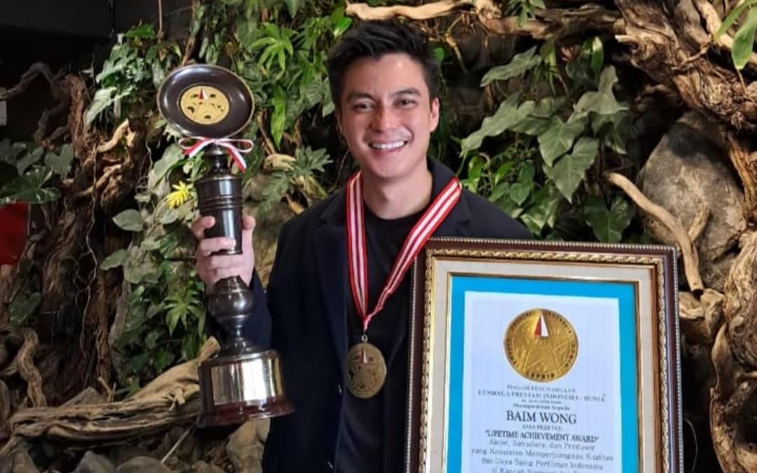 Kiprah Baim Wong sebagai Sutradara Film Diganjar Penghargaan
