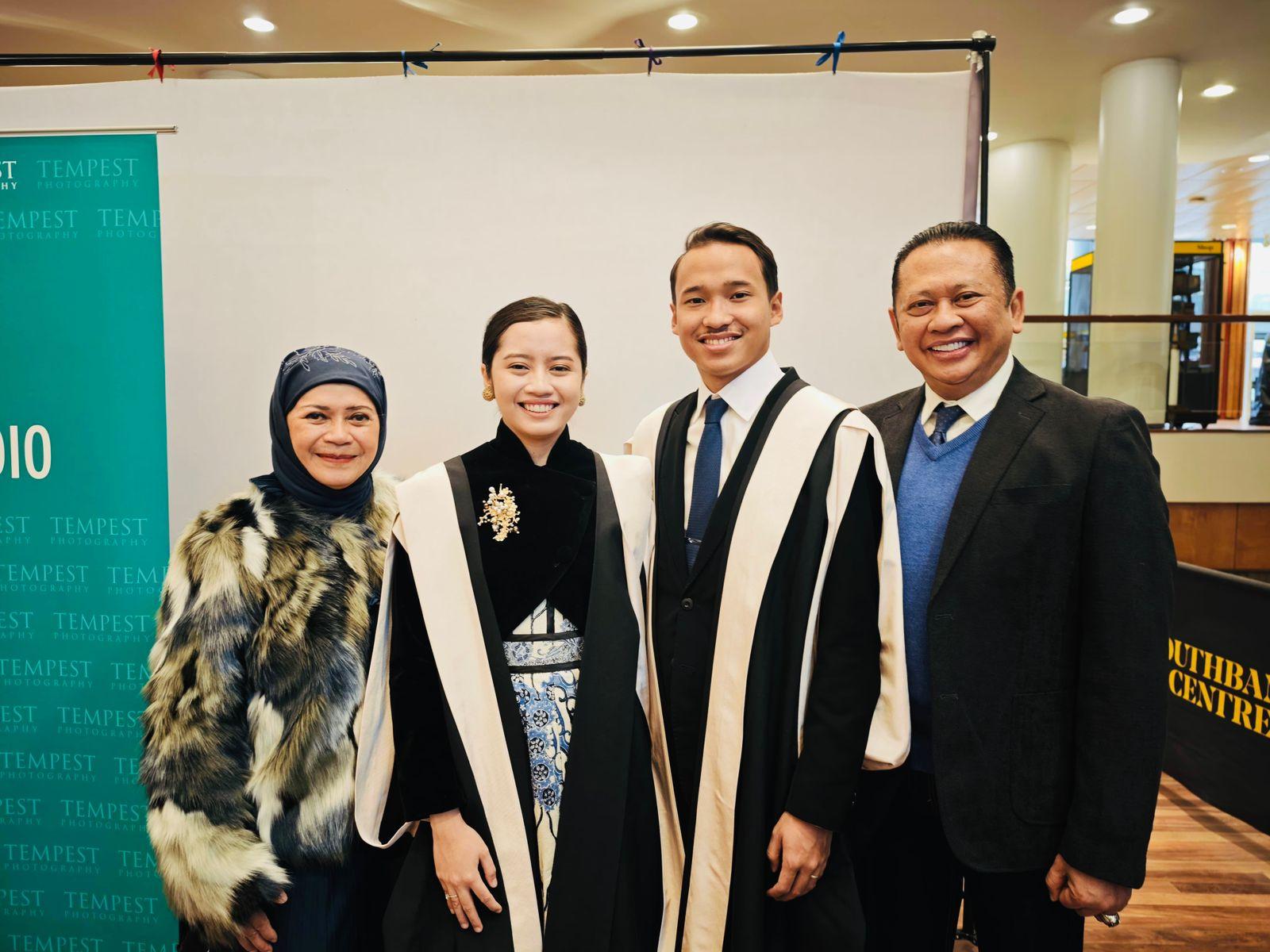 Bamsoet-menghadiri-wisuda-anak-anaknya.jpg