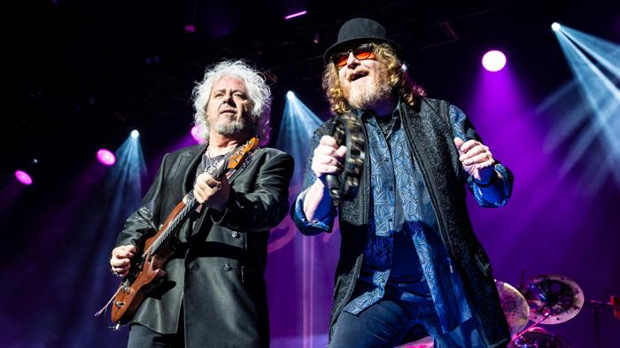 Band-Toto-Band-asdfasdasv.jpg
