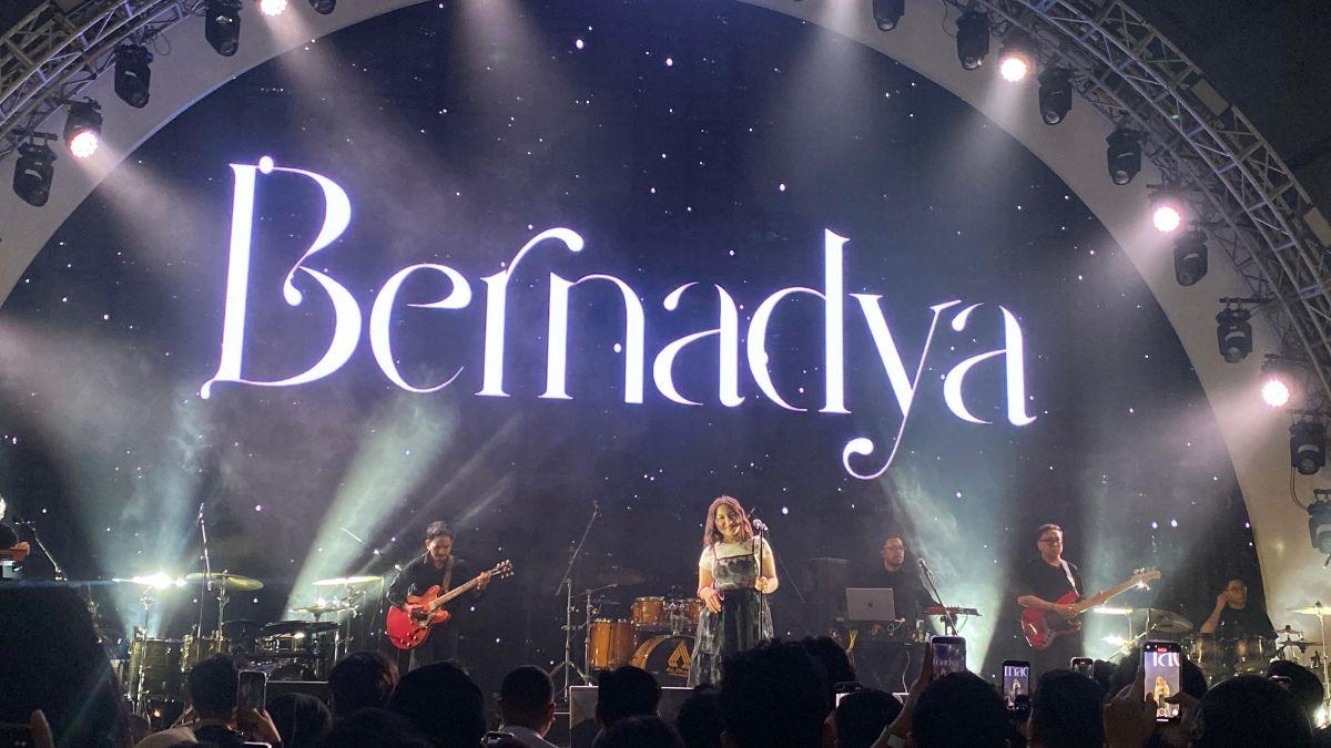 Bernadya Bikin Baper di Soundrenaline 2025, Ubah Setlist Mendadak hingga Ajak Penonton Happy