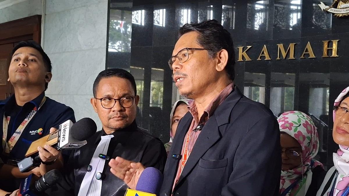 Bonatua-Silalahi-dan-kuasa-hukum-Abdul-Gafur-321.jpg