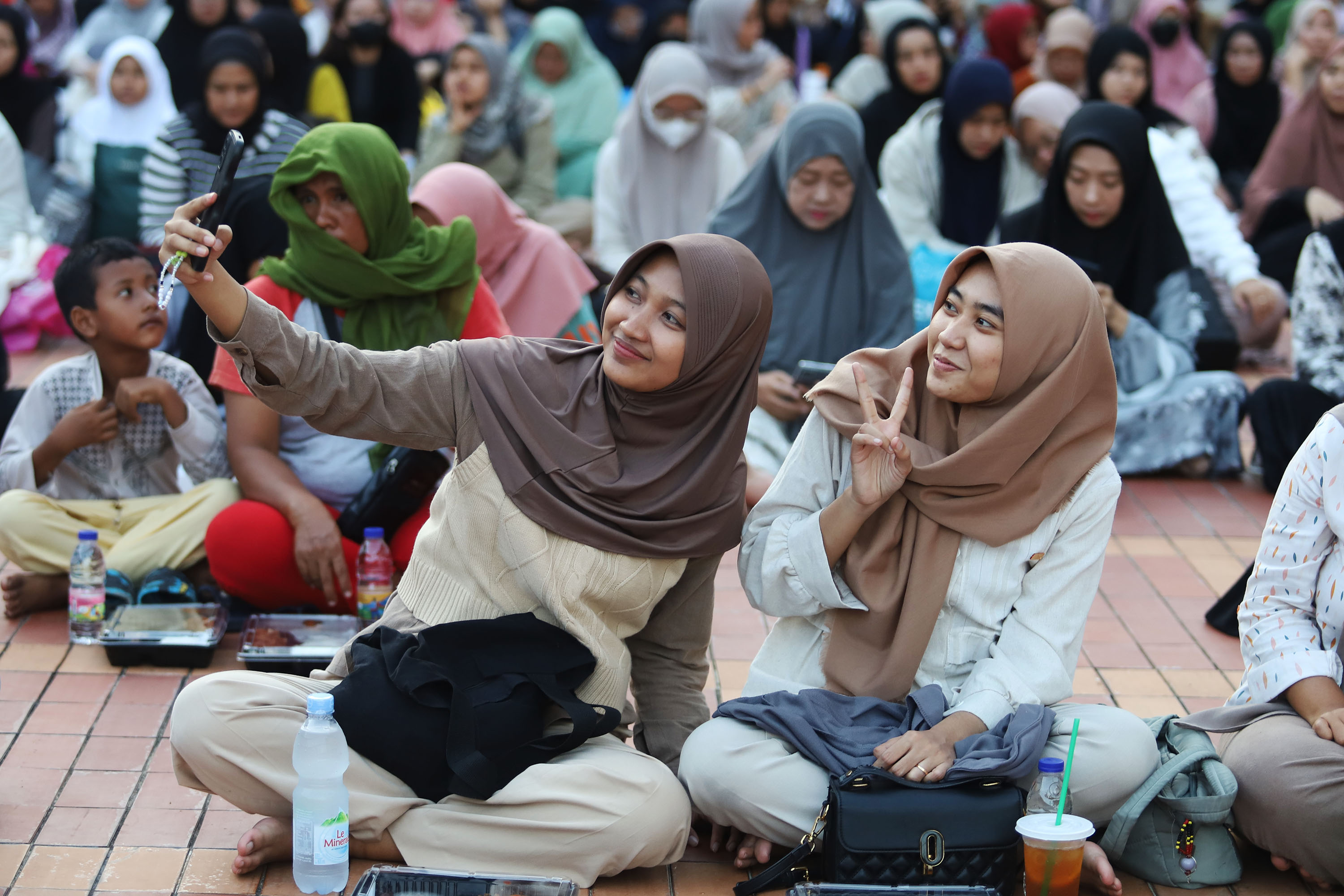 50 Caption Instagram Aesthetic untuk Foto Bukber 2026 yang Kekinian, Simple dan Elegan