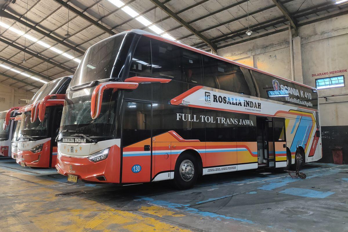 Bus-Tingkat-PO-Rosalia-Indah.jpg