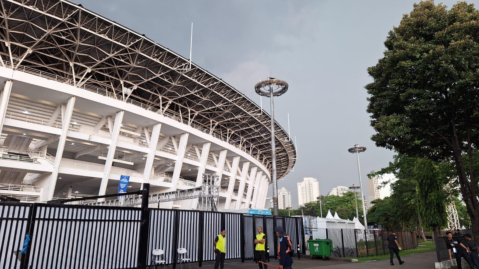 CUACA-JELANG-LAGA-Kondisi-areas-Stadion-Utama-Gelora-Bung-Karno.jpg