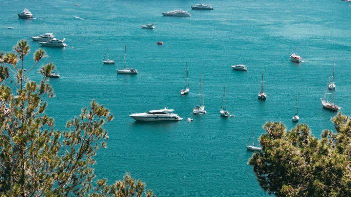 Cote-dAzuSaint-Jean-Cap-Ferrat-Provence-Alpes-Côte-dAzur-France.jpg