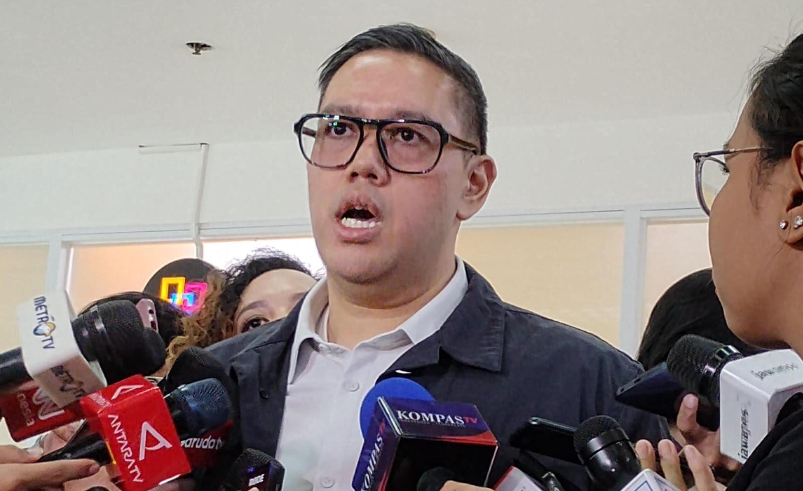 Dave-Laksono-di-DPR_.jpg