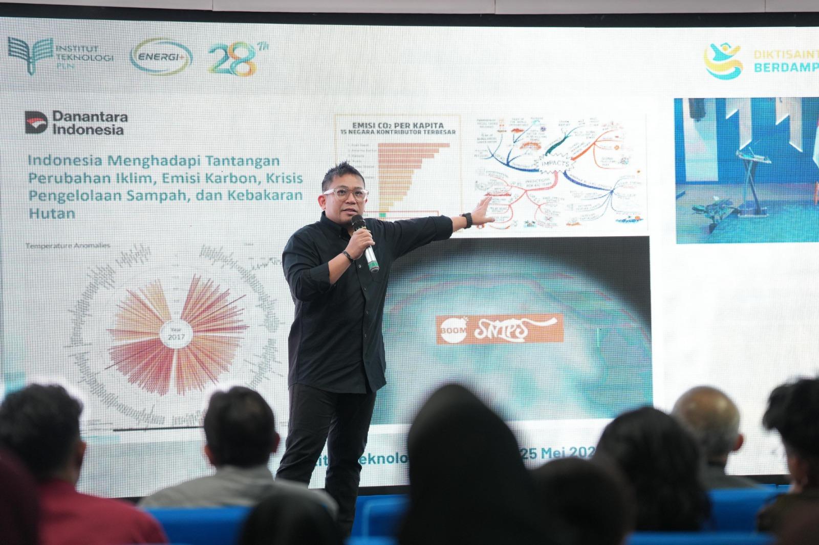 Direktur-Biomassa-PLN-EPI-Hokkop-Situngkir-konpers.jpg