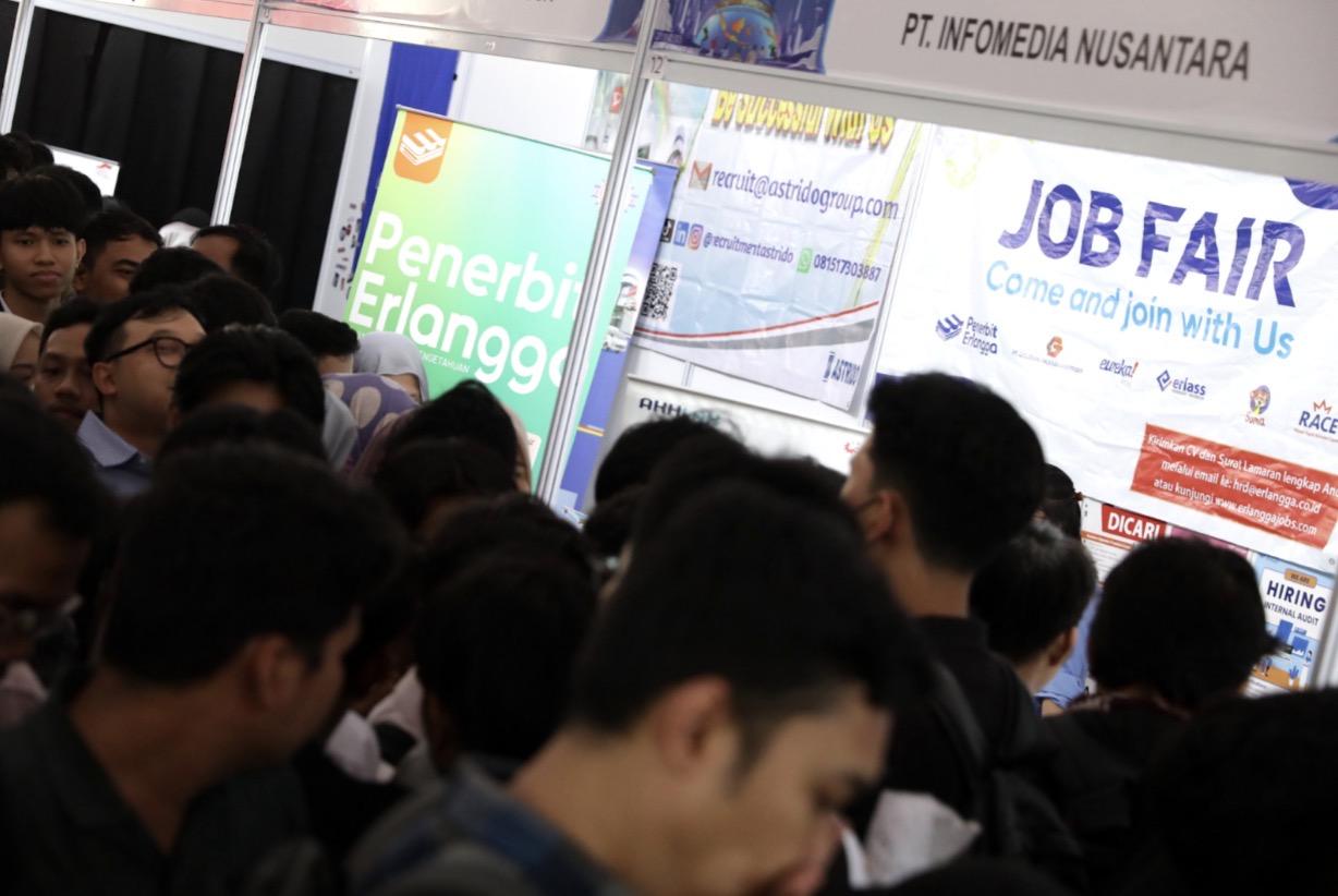 Dorong-Lapangan-Kerja-DPRD-DKI-Dukung-Disnakertransgi-Gelar-Job-Fair-Digital.jpg