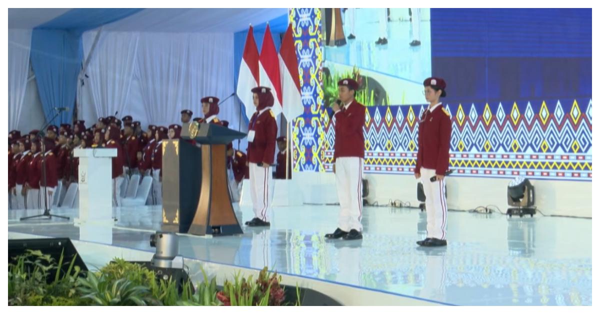 Empat-siswa-bahasa-asing-323.jpg