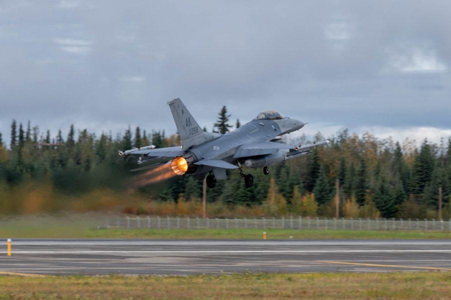Aktivitas Mata-mata Rusia Terdeteksi 4 Kali dalam Seminggu di Alaska, NORAD Kerahkan F-16