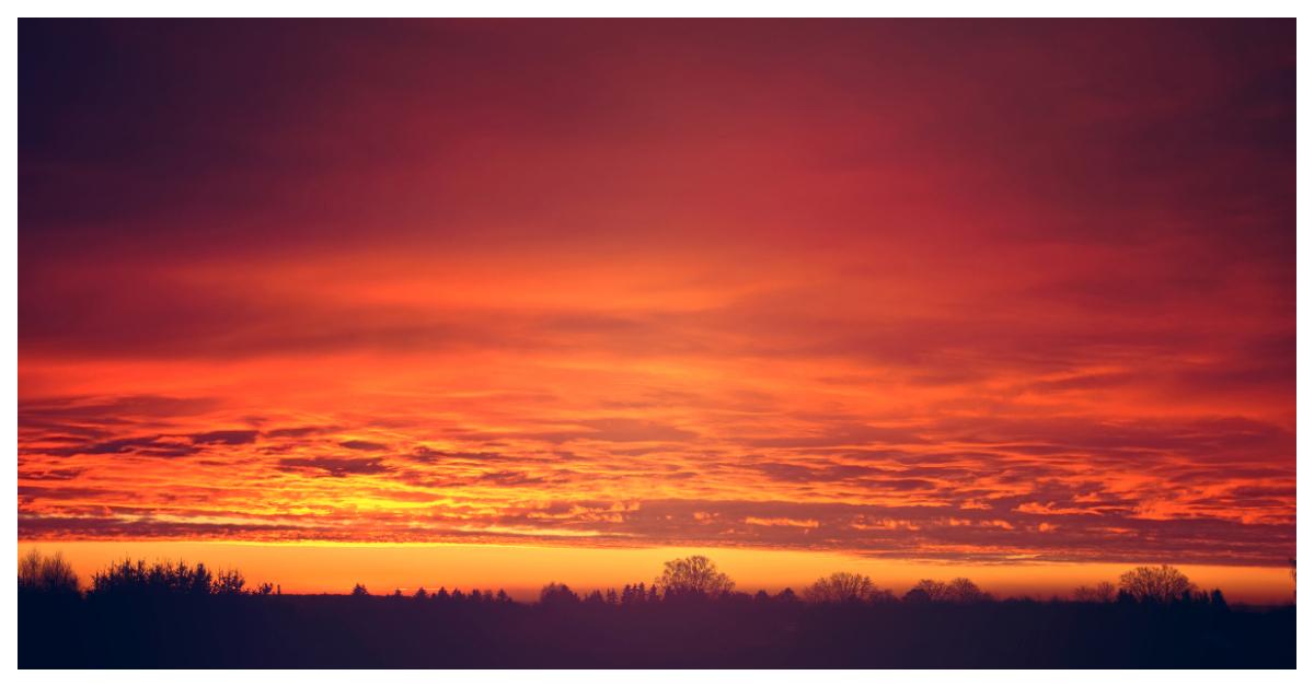 Viral Video Fenomena Langit Merah di Aceh, Ahli Fisika Beri Penjelasan