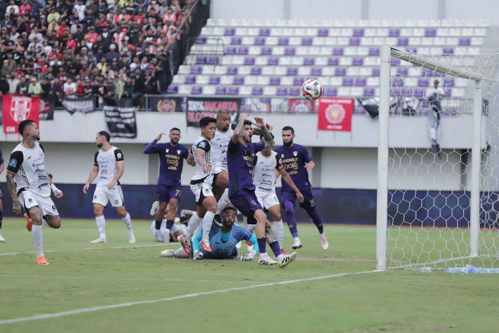 Hasil Akhir PSM Makassar vs Persita Tangerang 2-4: 5 Besar Klasemen Persebaya Bergetar