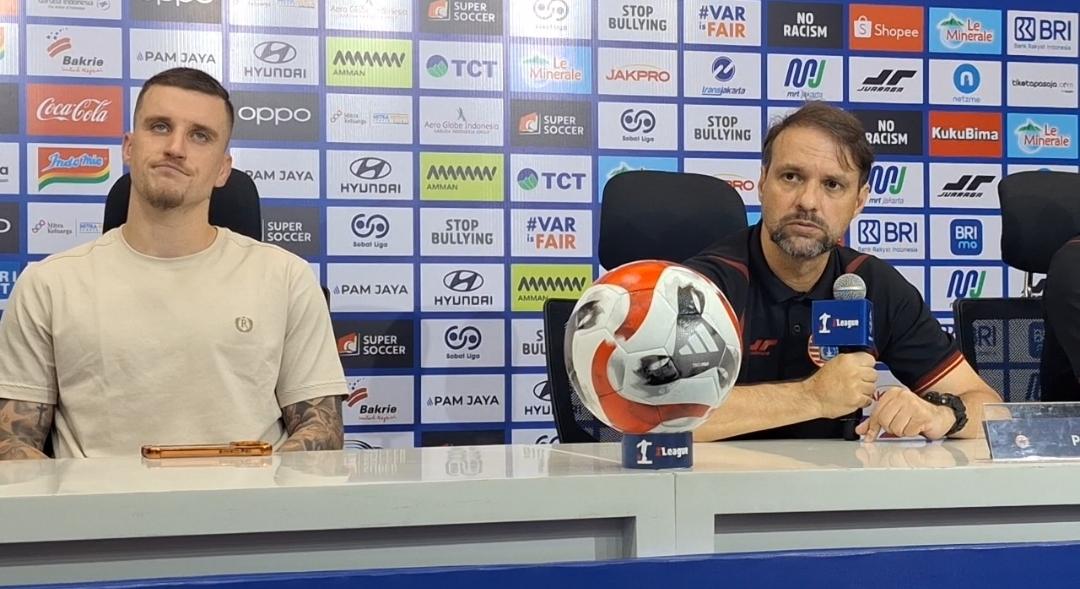 Persija Gagal Menang Lawan Dewa United, Pelatih Salahkan Kondisi Rumput JIS