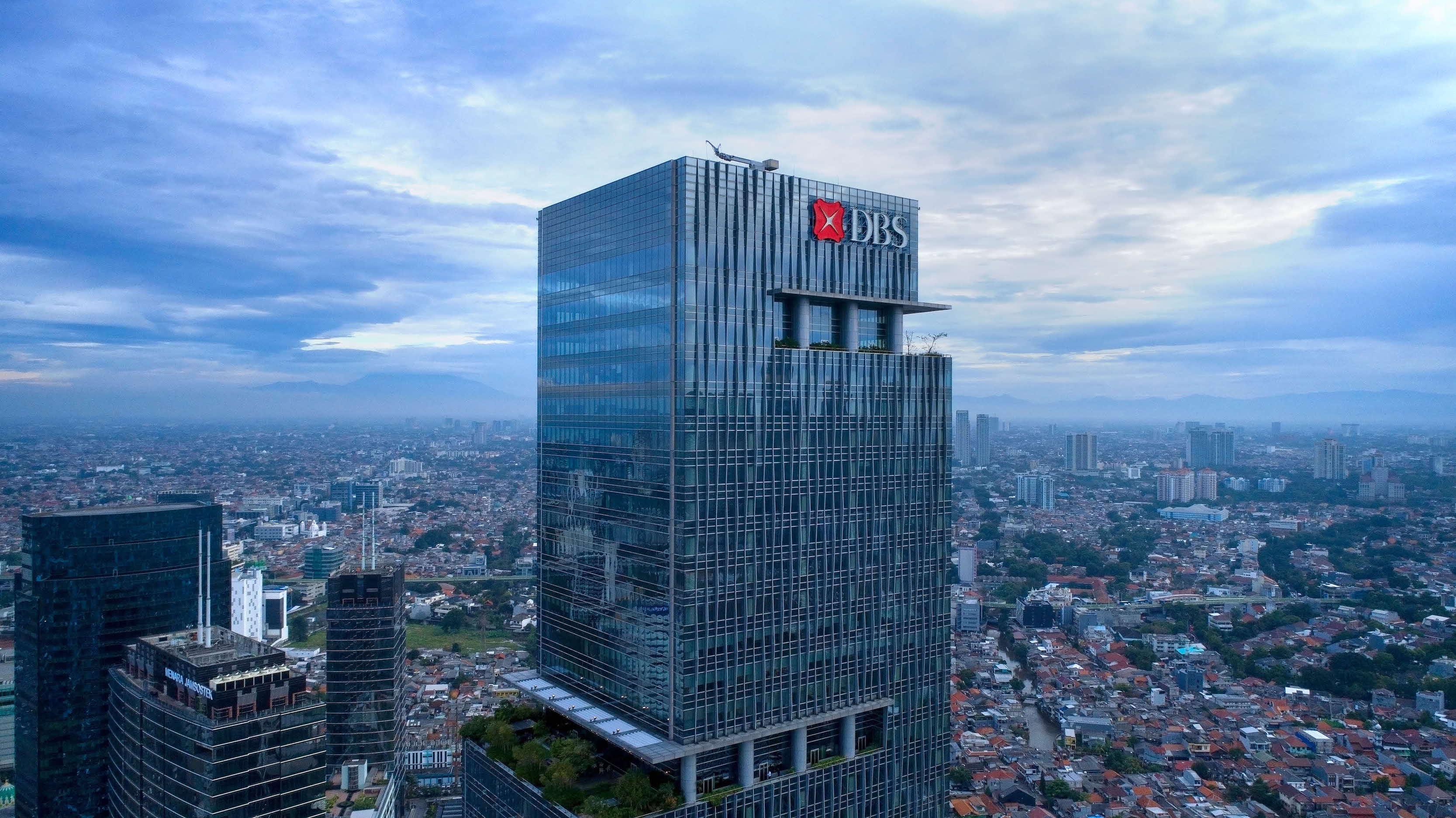 GEDUNG-BANK-DBS-Bank-DBS.jpg