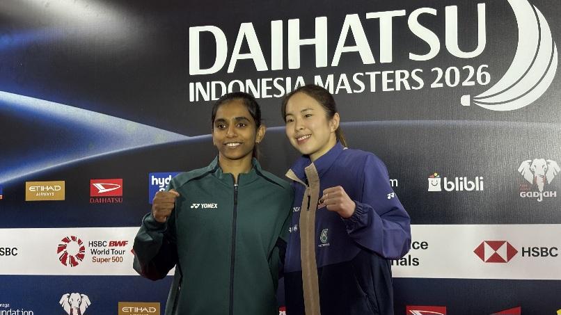 Ganda-putri-Malaysia-Pearly-TanThinaah-Muralitharan-meraih-gelar-juara-Indonesia-Masters-2026.jpg
