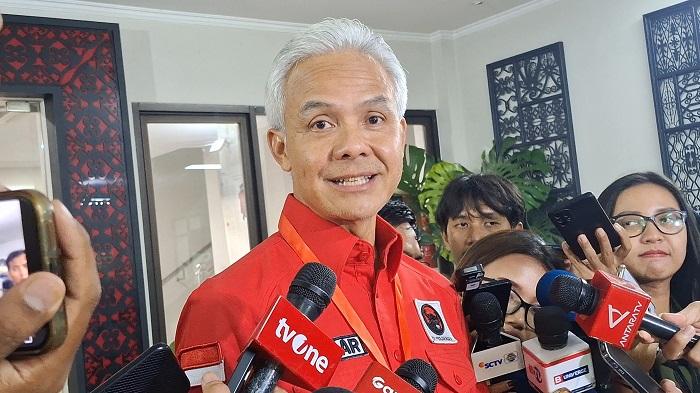 Ganjar-Pranowo-saat-ditemui-di-Kantor-Sekolah-Partai-PDIP.jpg