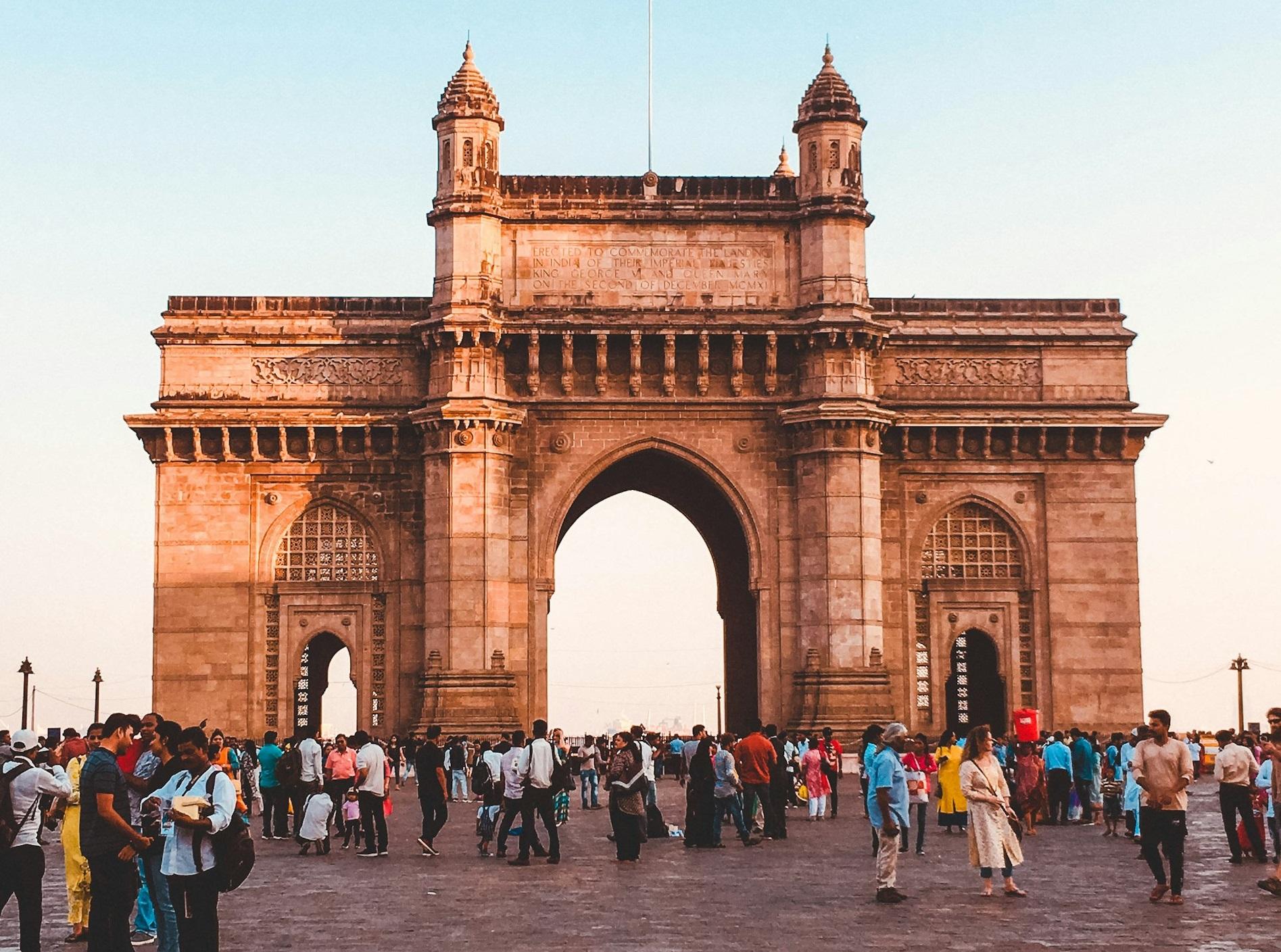 Gateway-of-India-adalah-satu-tempat-wisata-di-Mumbai.jpg
