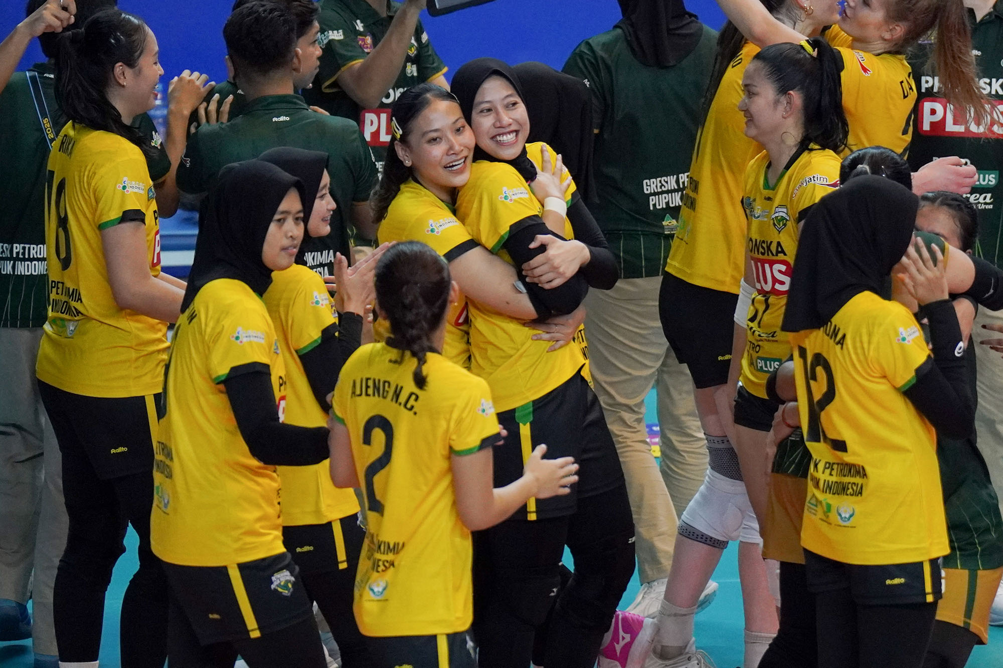 Antara Mega, Arneta, & Rika, Bocor Pemain Timnas Voli Indonesia Gabung Petrokimia di Proliga 2026