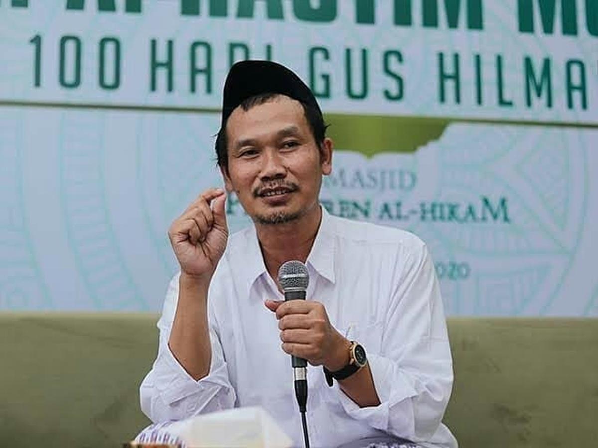 Gus-Baha-Seorang-Pendakwah.jpg