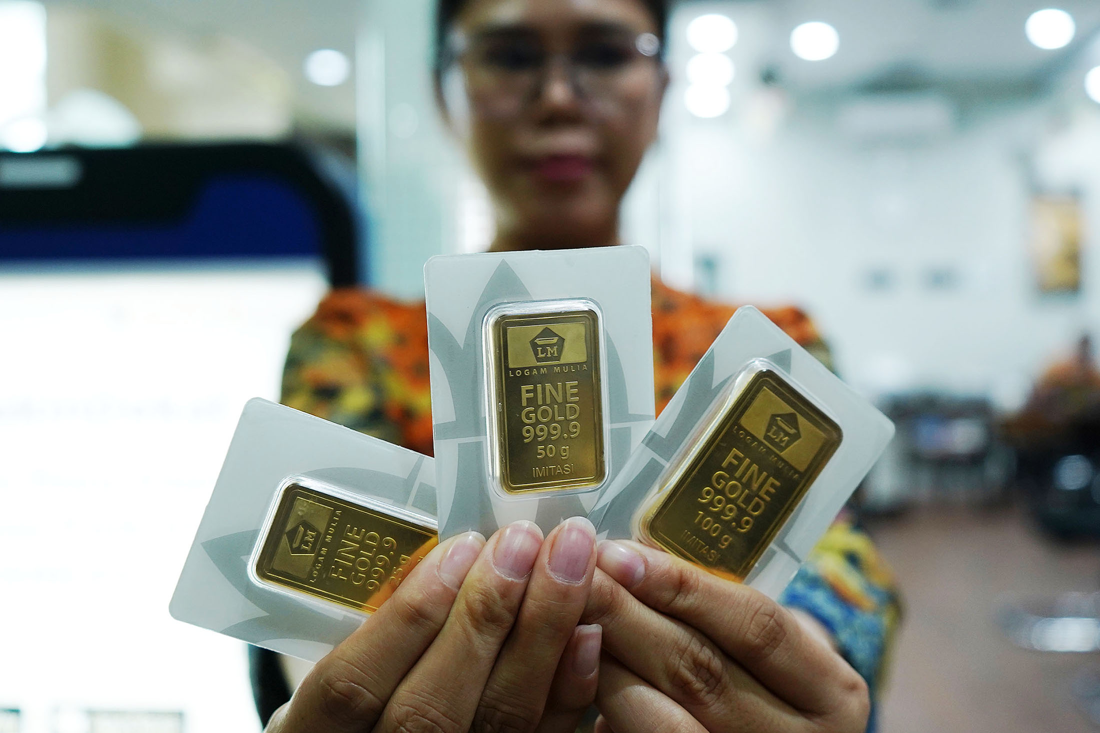 Harga-Emas-Antam-Mulai-Naik_20250409_204103.jpg