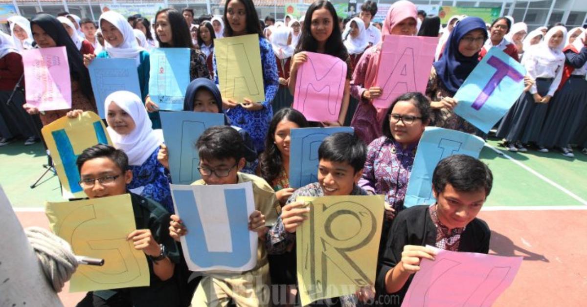 Hari-Guru-Nasional-di-SMAN-12-Bandung-Peringat.jpg