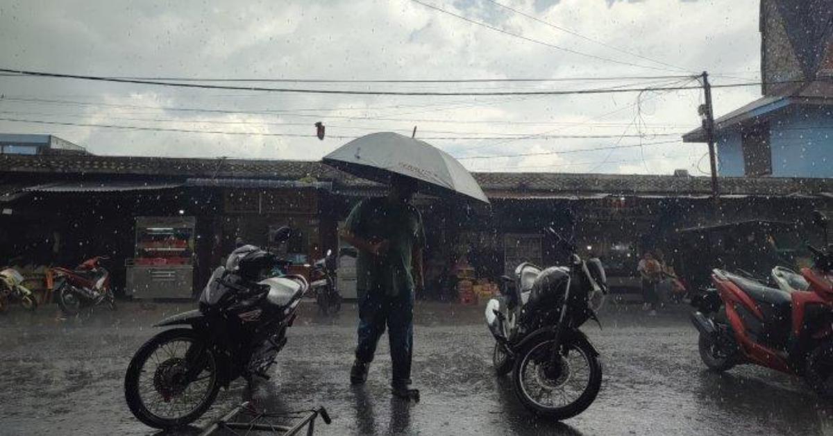Prakiraan Cuaca Kota Medan Jumat, 10 Oktober 2025: Hujan Sedang pada Siang hingga Malam