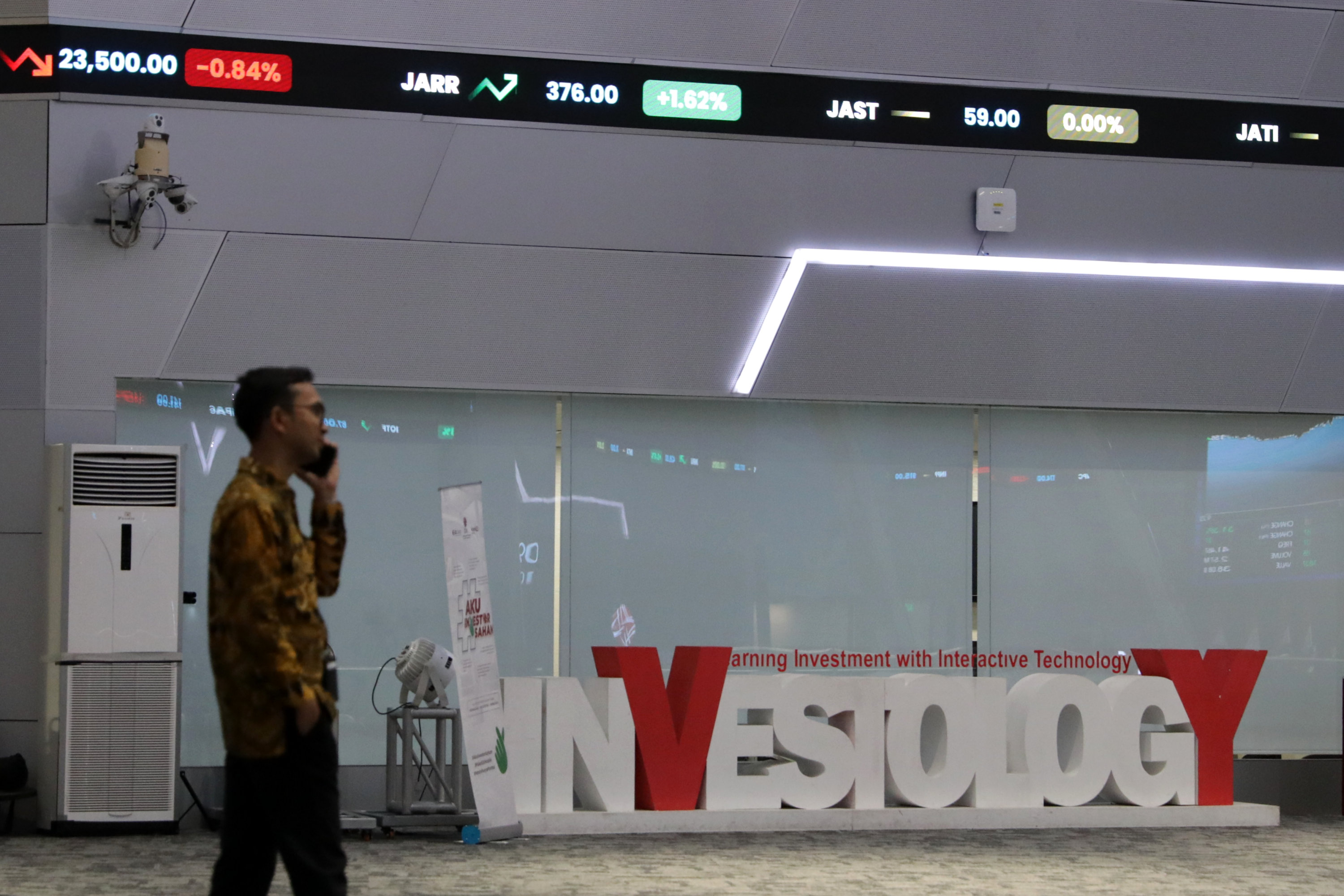 IHSG-Dibuka-Melemah_20250310_114020.jpg