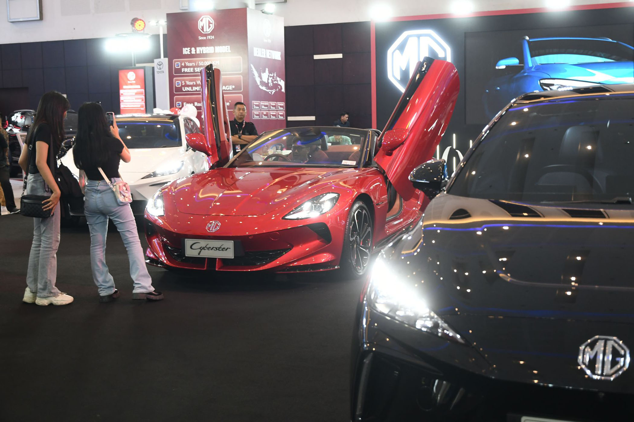 IIMS-2025-Surabaya-Resmi-Dibuka_20250529_095721.jpg