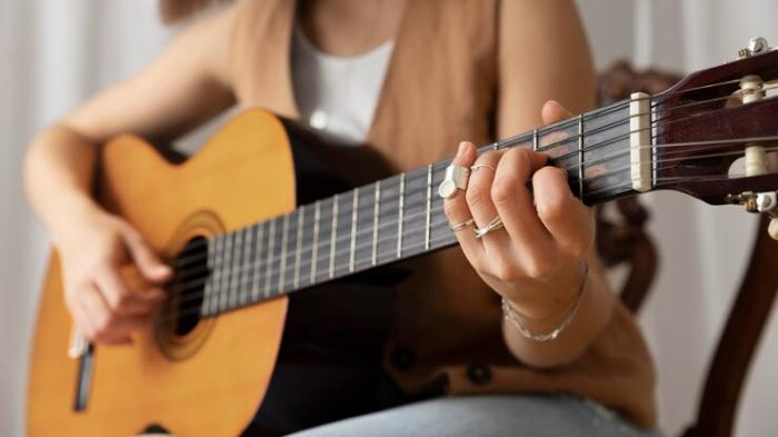 Kunci Gitar Kalibata, 2012 - Perunggu: Hingga Saat Ini Tiap Langkah Ku Telah Jauhi Beragam Tepi