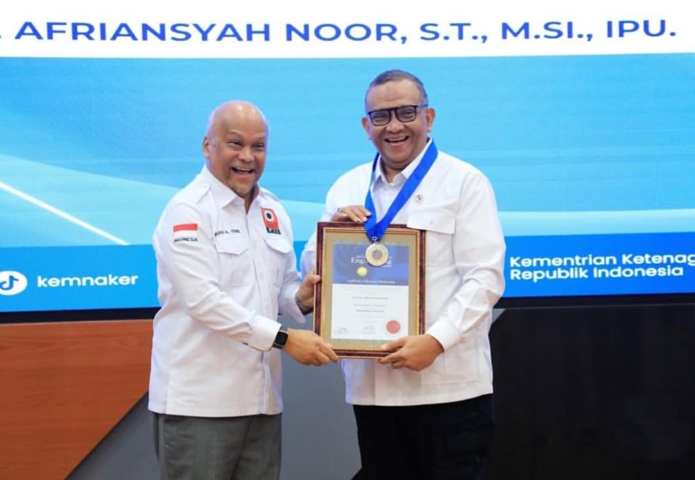 Ilham-habibie-dan-afrian.jpg