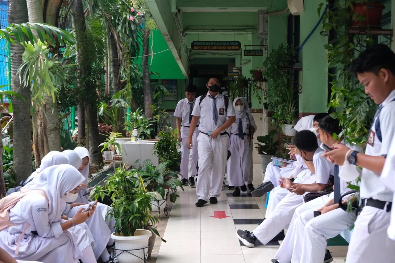 Ilustrasi-Siswa-SMA-OK___.jpg