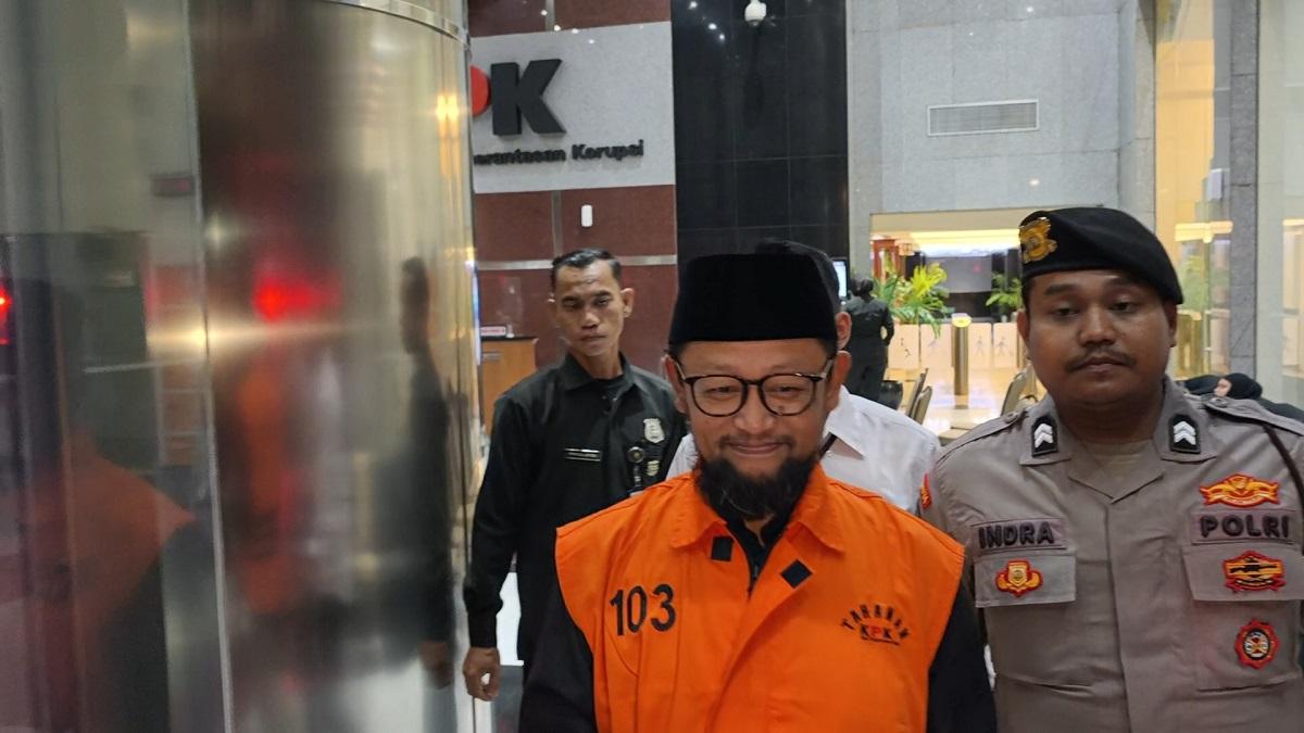 Berompi Oranye KPK, Gus Alex Mengaku Kenal Sosok ZA, Perantara Aliran 1 Juta USD ke Pansus Haji DPR
