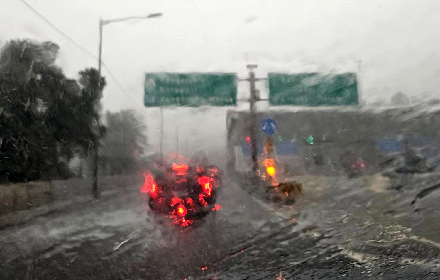 Jakarta-Diguyur-Hujan-Lebat-Sejumlah-Kawasan-Tergenang-Banjir_20260122_112138.jpg