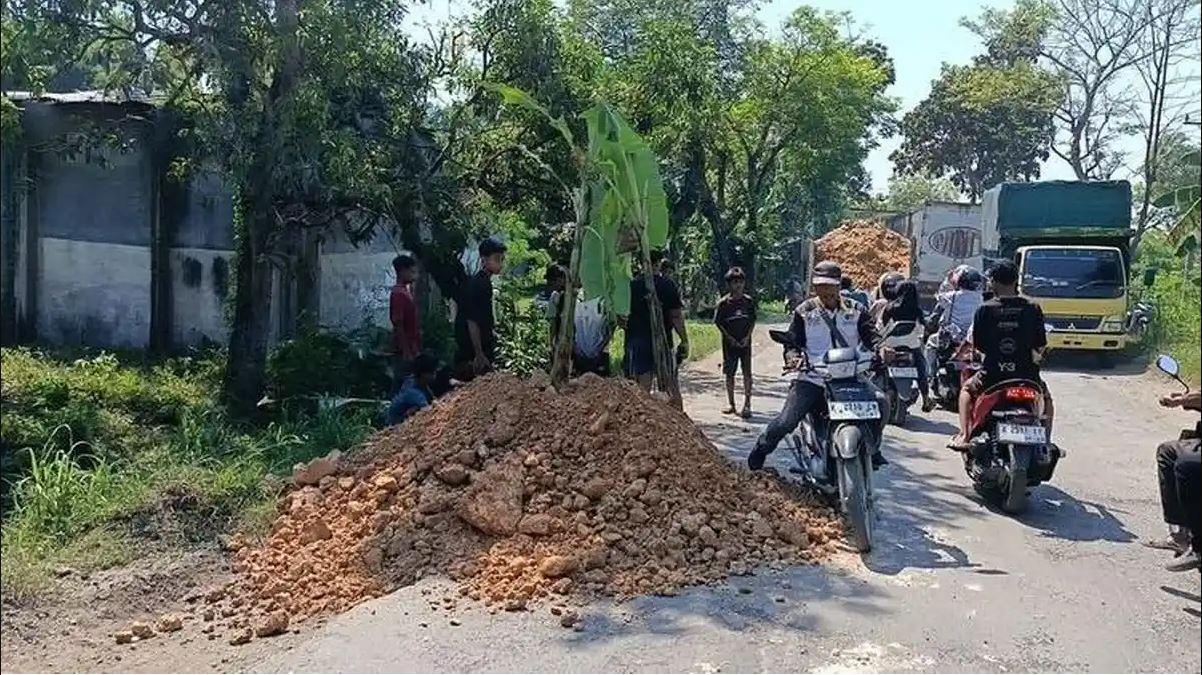 Respons Ahmad Luthfi Viral, Pemprov Jateng Pastikan Jalan Randublatung-Cepu di Blora Segera Digarap