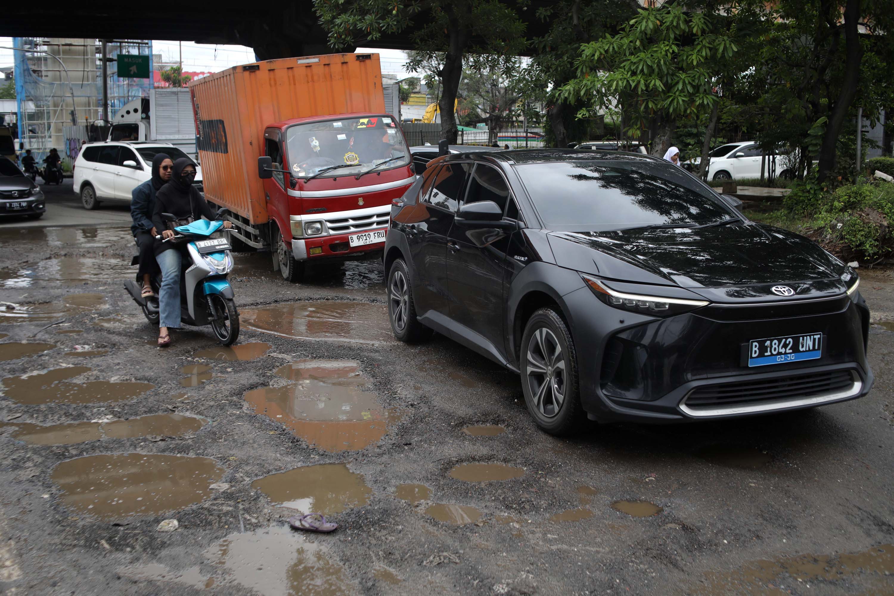 Dari Lubang ke Liang Lahat, Korban Berjatuhan Hampir Setiap Hari: Potret Buram Pengawasan Jalan Raya