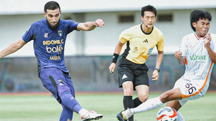 Persita Cetak Sejarah atas Borneo FC, Persija dan Persib Ketiban Untung