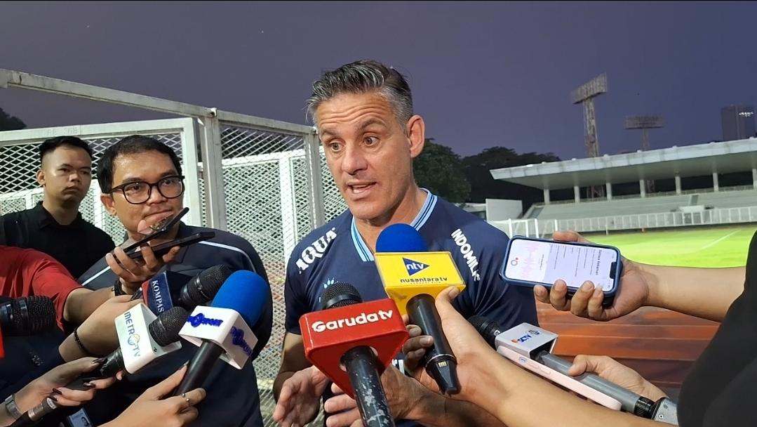 Abaikan Laga Penentu Juara, Herdman Pantau Kualitas Rayhan Hannan Saat Persija Hadapi Semen Padang
