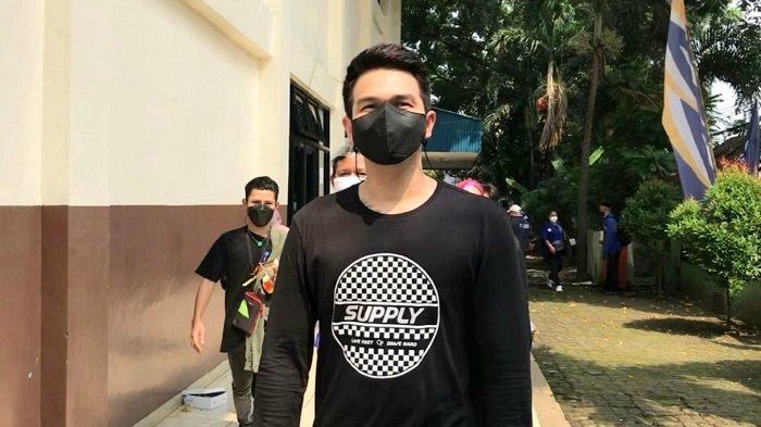 Jonathan-Frizzy-Jadi-Tersangka-Dhena-Dhevanka-Tulis-Kalimat-Penuh-Makna.jpg