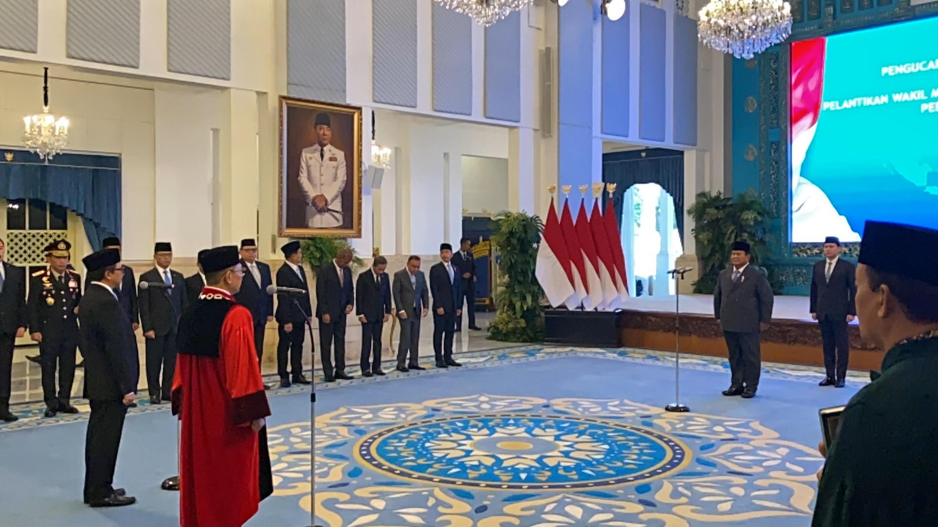 PELANTIKAN PEJABAT -  Adies Kadir dan Judo Agung dilantik Presiden RI Prabowo Subianto di Istana Negara, Jakarta, Kamis (5/2/2026). (Igman Ibrahim)