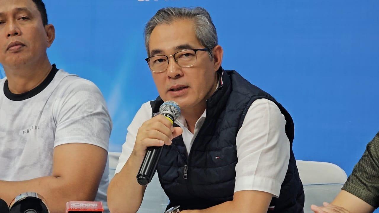 KEUNTUNGAN-BULOG-Direktur-Keuangan-Perum-Bulog-Hendra-Susanto-880.jpg
