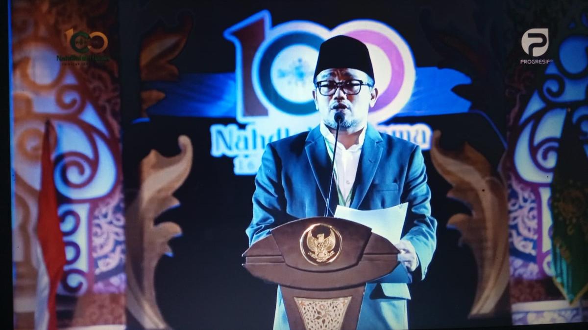 KH-Abdussalam-Shohib-Gus-Salam-Pengasuh-Pondok-Pesanten-Mambaul-Maarif-Denanyar.jpg