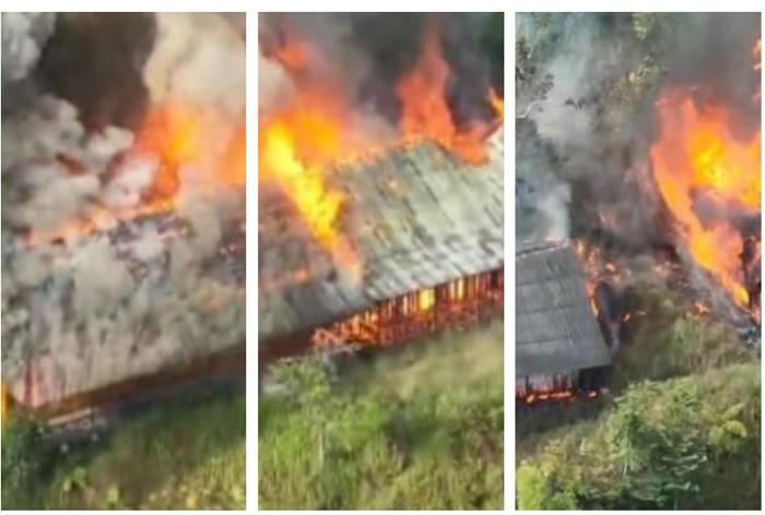 KKB-Kembali-Bakar-SMP-Negeri-Kiwirik-Papua-Pegunungan.jpg