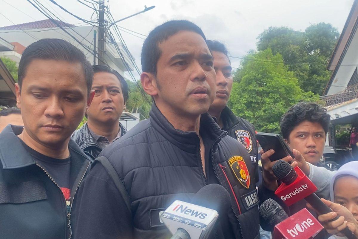Kasat-Reskrim-Polres-Metro-Jakarta-Selatan-AKBP-Gogo-Galesung-rekon.jpg