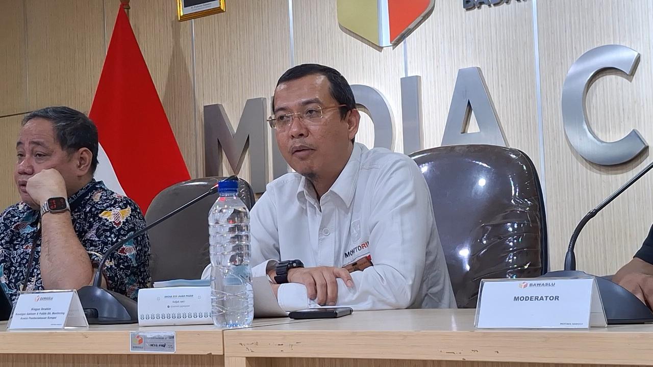Kasatgas-Gakkum-dan-Politik-Direktorat-Monitoring-KPK-Kiagus-Ibrahim-diskusi-Pemilu-Tanpa-Uang.jpg