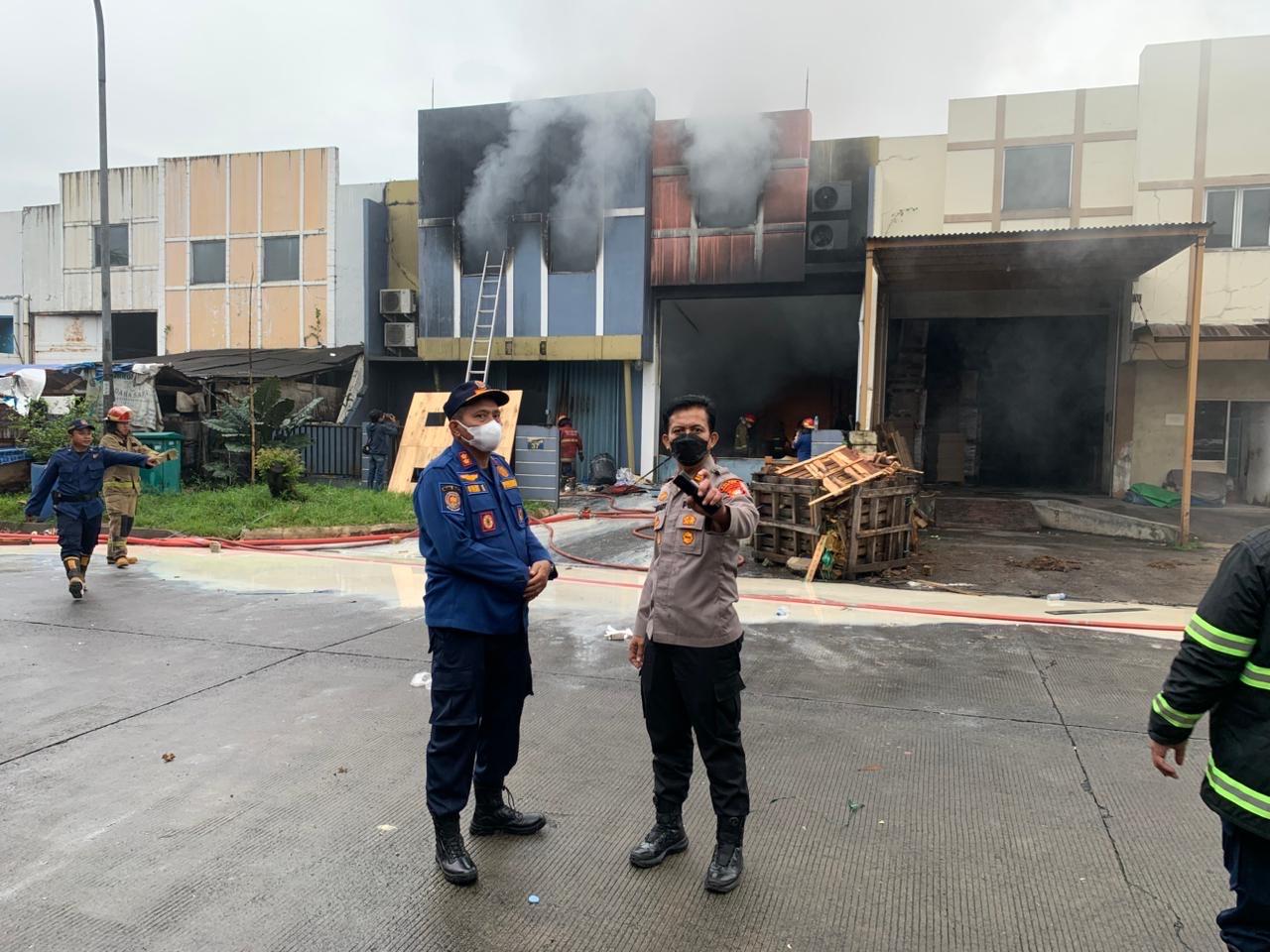Gudang Pestisida di Taman Tekno Tangsel Terbakar, Polisi Duga Akibat Korsleting Listrik