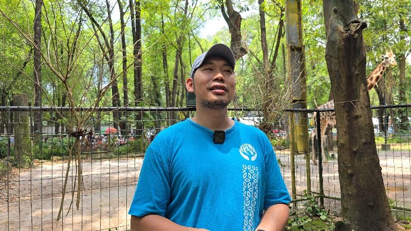 Kisah Arief Hardiman, Keeper Jerapah di Ragunan: Suka Duka Merawat Satwa Tertinggi di Darat