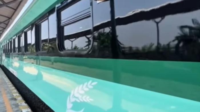 Kereta-Khusus-Petani-dan-Pedagang.jpg