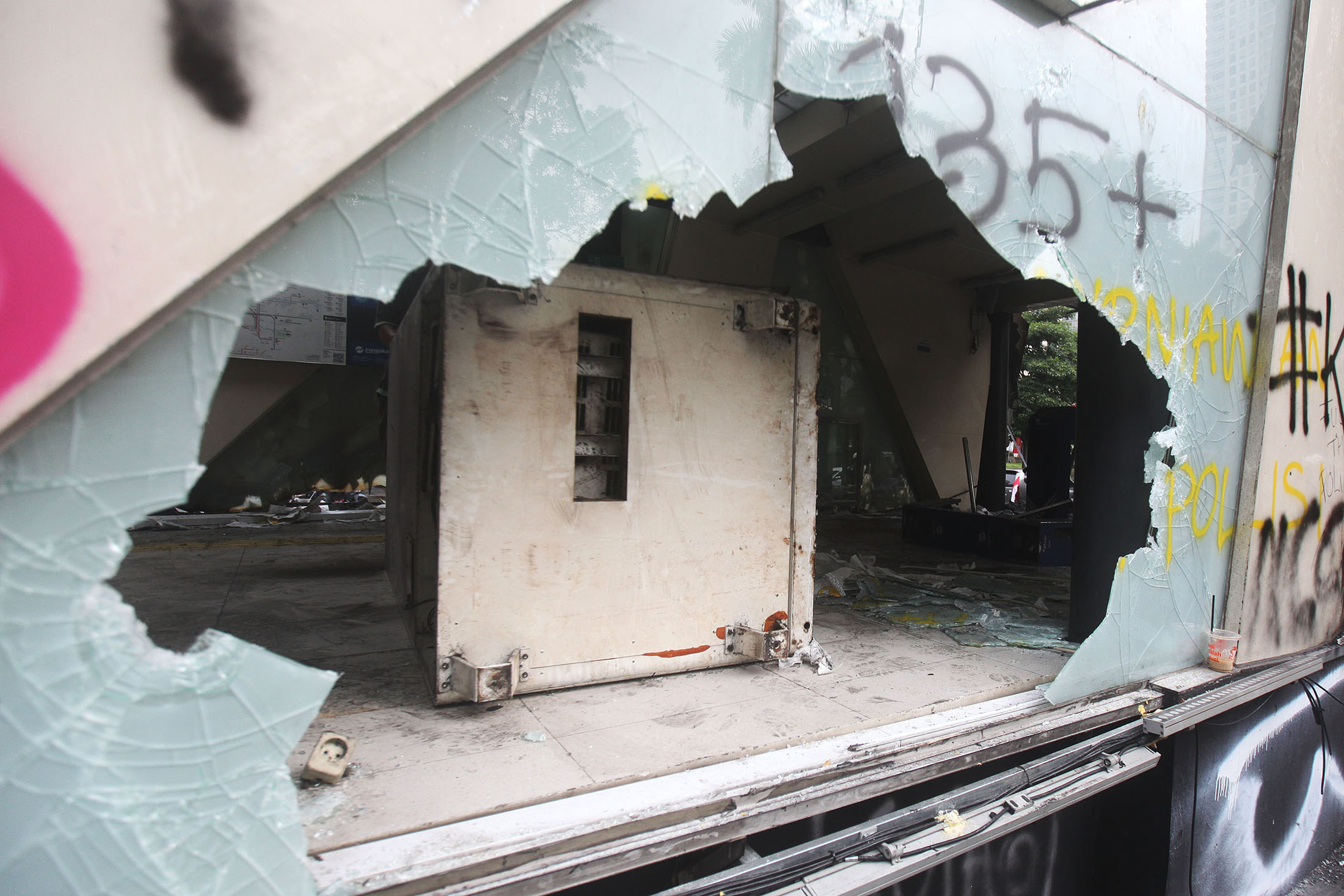 Analisis dan Solusi Pakar Transportasi, Penyebab Halte Selalu Jadi Objek Amukan Demonstran